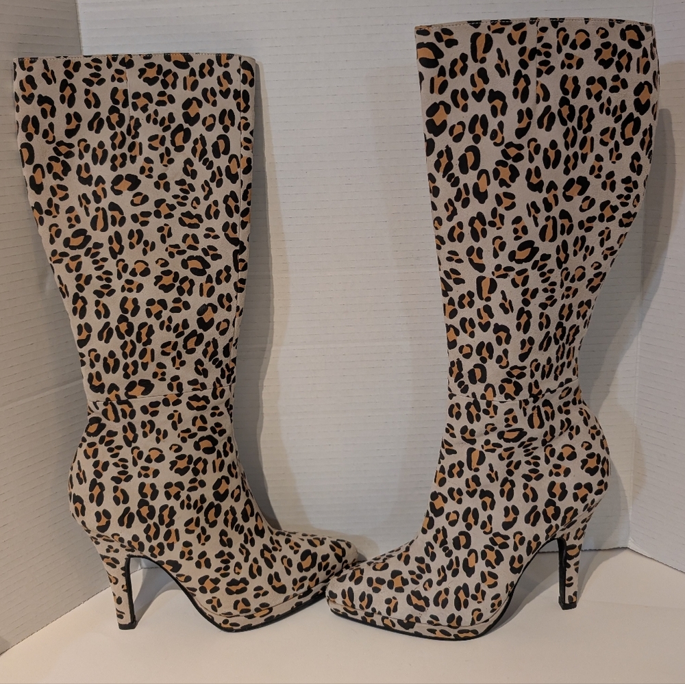 Colin Stuart Leopard‎ Print Heeled Boots Sz. 8B